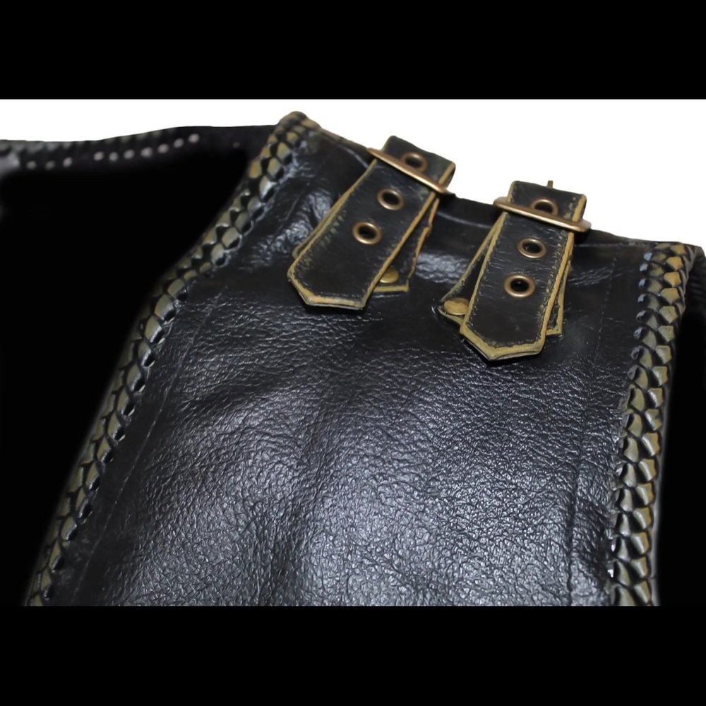 Men’s Motorcycle Distressed Black Side Laced Biker Concealed Carry Leather Vest - Picture 6 of 9